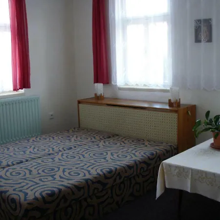 Holiday Mricna Riesengebirge 2564 Дом отдыха Йилемнице